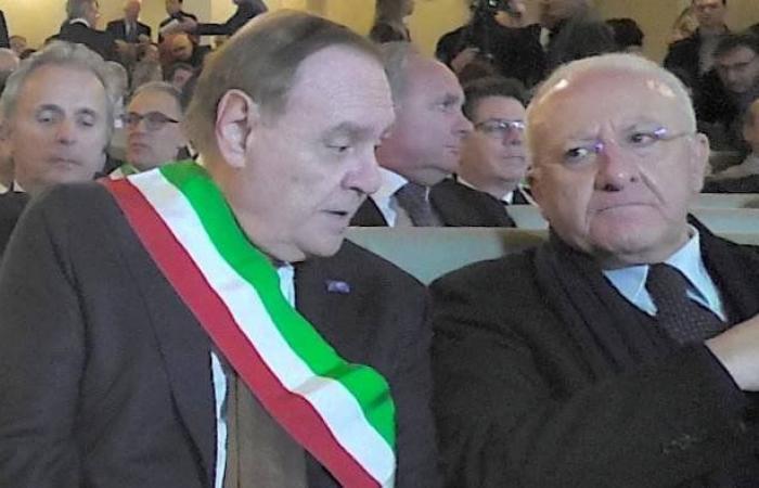 Sanidad, el alcalde Mastella pide una reunión con el presidente De Luca