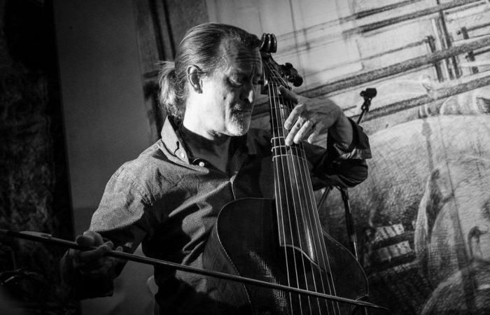 Capestrano, continúa el festival de jazz “Un amor supremo” con el violista Chris Dahlgren