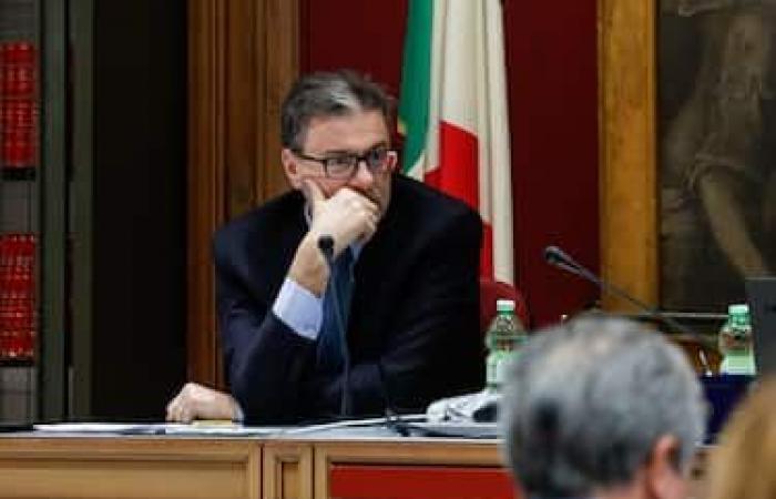 Mes, Giorgetti: “El Parlamento no está en condiciones de votar por él”. Salvini: ‘locura europea’