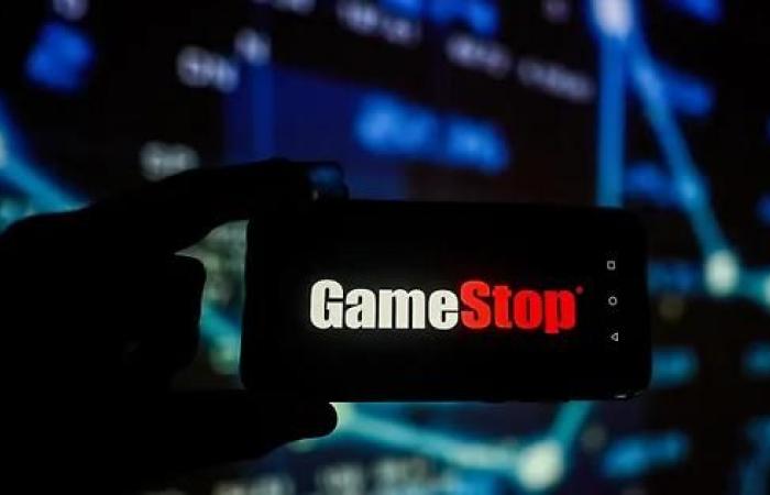 El token GME se desploma un 55% en 7 días, mientras que PlayDoge supera los 4,8 millones de dólares en preventa