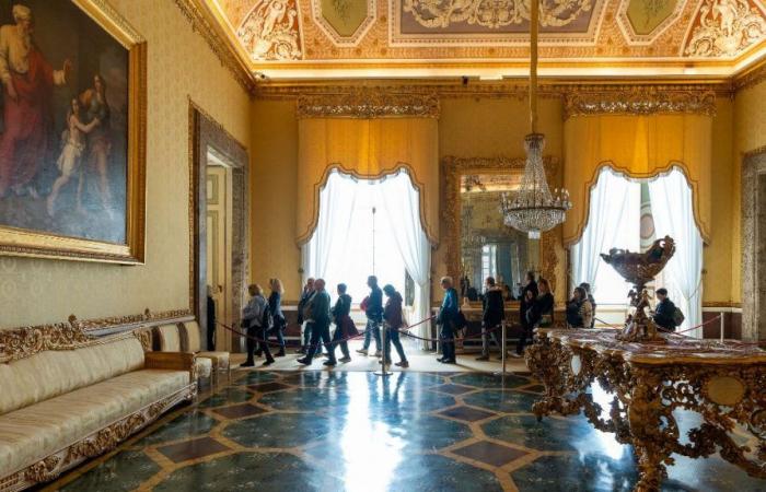 Palacio Real de Caserta, itinerarios de visita en italiano e inglés para grupos durante todo el verano