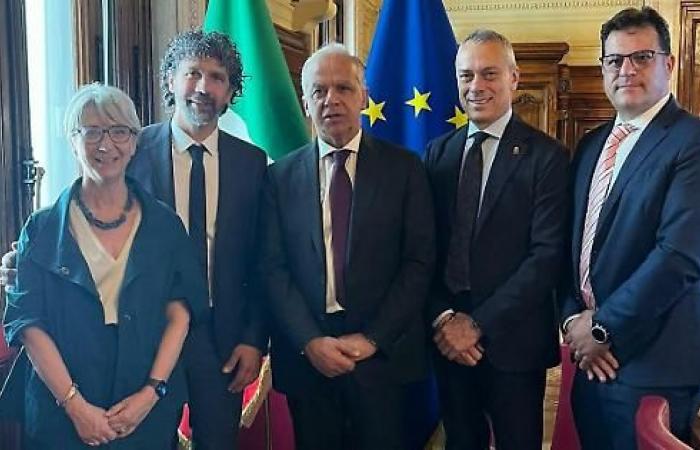 El ministro Piantedosi llega a Verona: reunión en la Prefectura para reforzar la lucha contra el crimen organizado