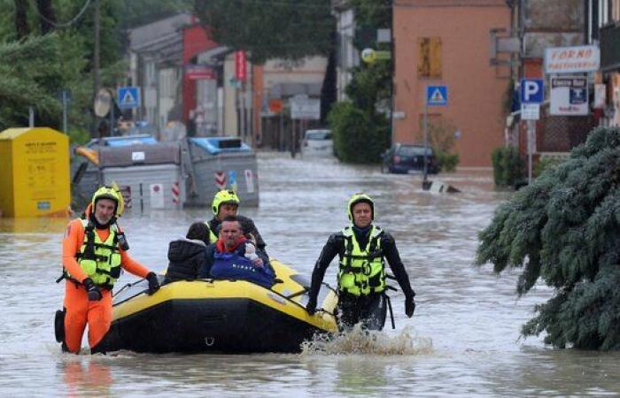 TIVOLI – Salvaron a 75 víctimas de las inundaciones en Emilia-Romaña, medalla de plata para el piloto héroe