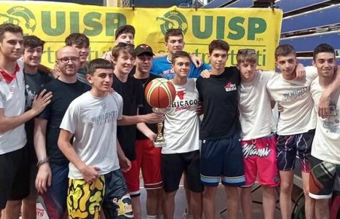 Baloncesto: el viaje de los CAMPEONES NACIONALES UISP Sub 17 de Legnano