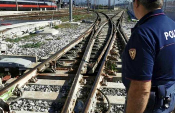Cadáver a lo largo de las vías entre las estaciones de Portogruaro y Latisana: la línea Venecia-Trieste interrumpida