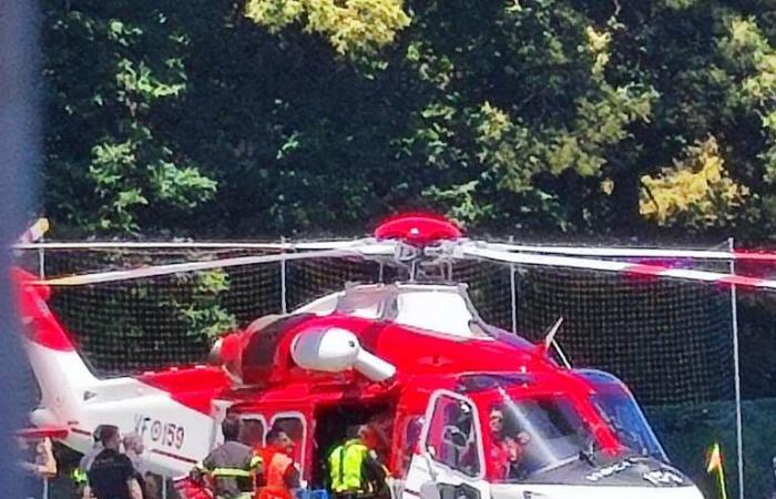 Lariano – Un ciclista de Rocca di Papa resulta gravemente herido al caer al bosque: interviene el helicóptero de los bomberos