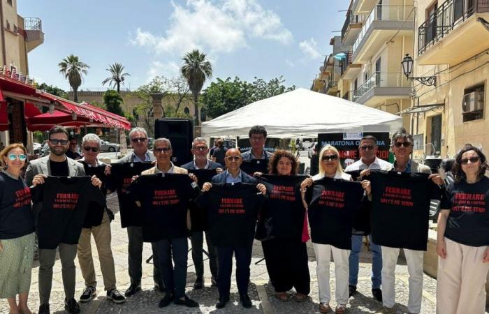 El drama de los suicidios en prisión, encuentro entre abogados del barrio de Palermo para denunciar las condiciones – BlogSicilia