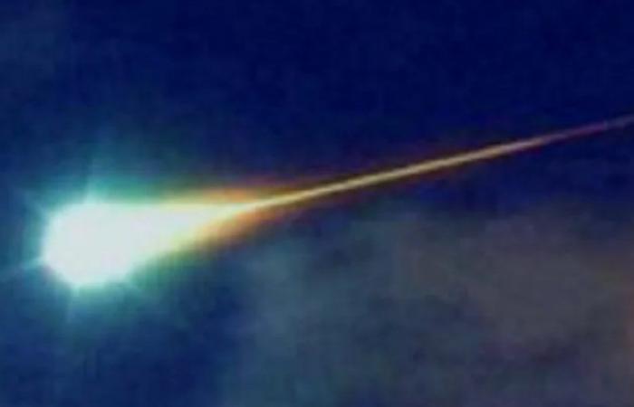 En auge en Toscana, existe la hipótesis de un meteorito. La entrada en contacto con la atmósfera al sur de Montecristo