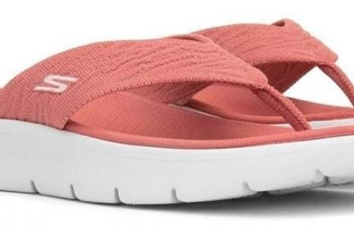 Sprinter rebaja los precios de las chanclas y sandalias Skechers para disfrutar de un verano relajado