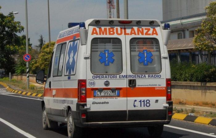 Accidente de tráfico entre Lecce y Torre Chianca, una mujer de 52 años murió en un choque entre tres coches