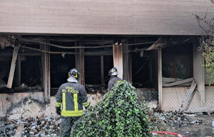 Rávena, el incendio en la escuela Don Minzoni causó daños por valor de 300 mil euros