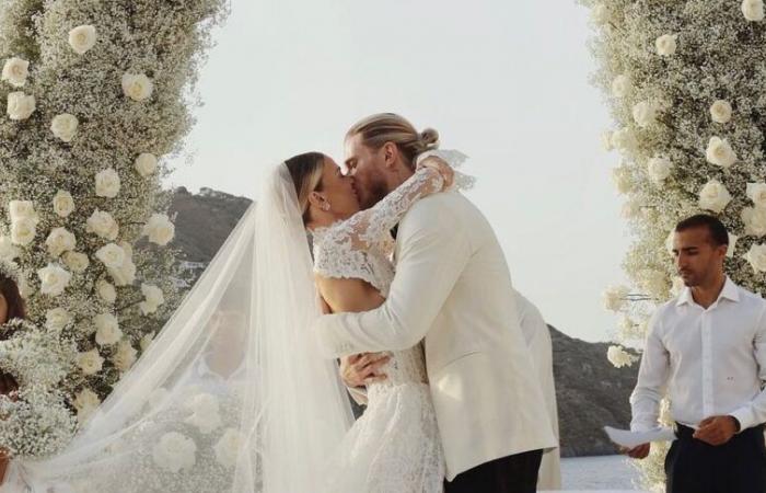 Blanco, el beso, el paraíso de Vulcano y los fuegos artificiales: las imágenes de la boda de Diletta Leotta y Loris Karius