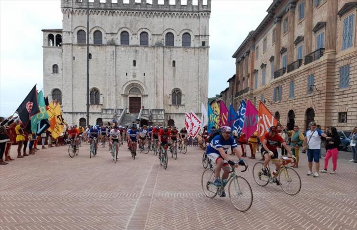 Gubbio: gran éxito de la segunda edición de la histórica carrera ciclista “La Favolosa”