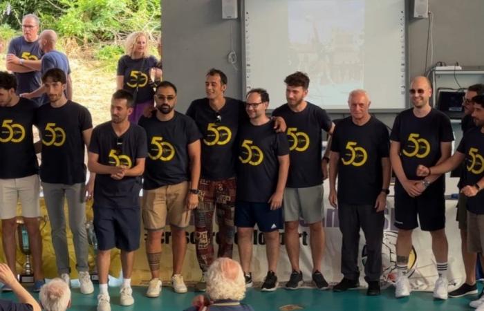 Volley Calabria, el voleibol rossonés celebra 50 años de historia entre gloria y desafíos económicos