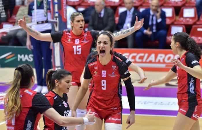 Elisa Zanette sigue hechizada por Futura Volley – Liga Femenina de Voleibol Serie A