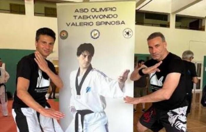 El actor y artista marcial Ron Smoorenburg en Legnano para recordar a Valerio Spinosa