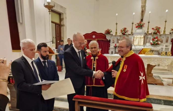 Reggio Calabria – Hermanamiento entre el Instituto Nacional Azul y la Real Archicofradía de los Santos Juan Bautista y Evangelista Catanzaro