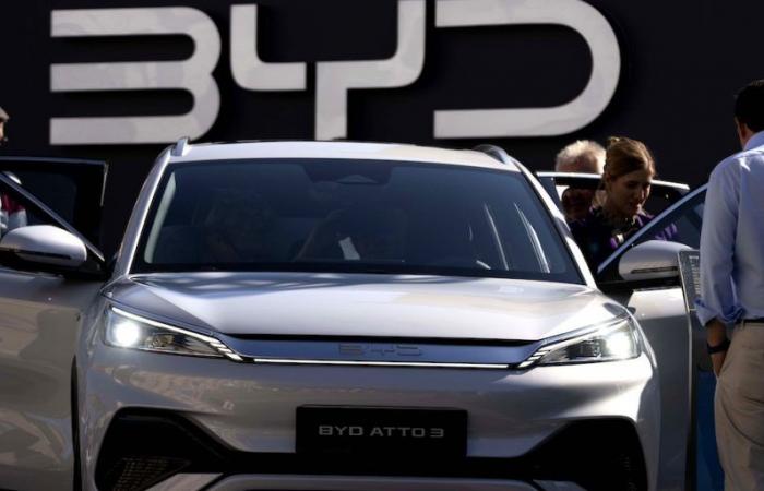 China y la Unión Europea iniciarán negociaciones sobre aranceles a los coches eléctricos chinos