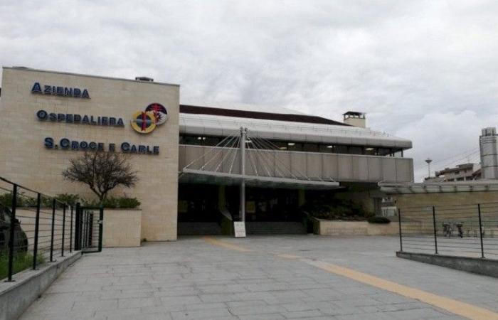 Hospital Santa Croce e Carle de Cuneo: aviso público para manifestaciones de interés en la contratación de enfermeros