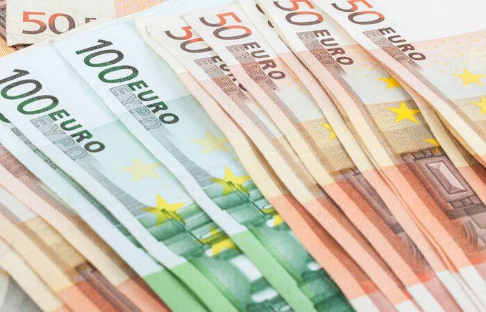 El tipo de cambio euro-dólar mantiene ganancias por encima de 1,0700 a pesar de los débiles datos alemanes