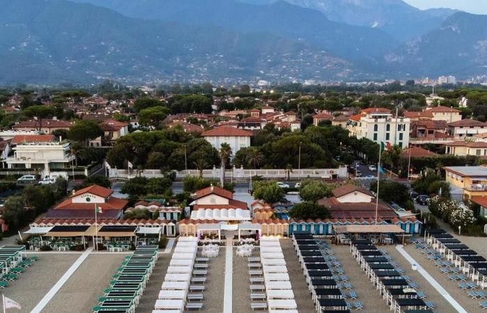 Las casas junto al mar en Forte dei Marmi se encuentran entre las más caras de Italia: más de 10 mil euros el metro cuadrado