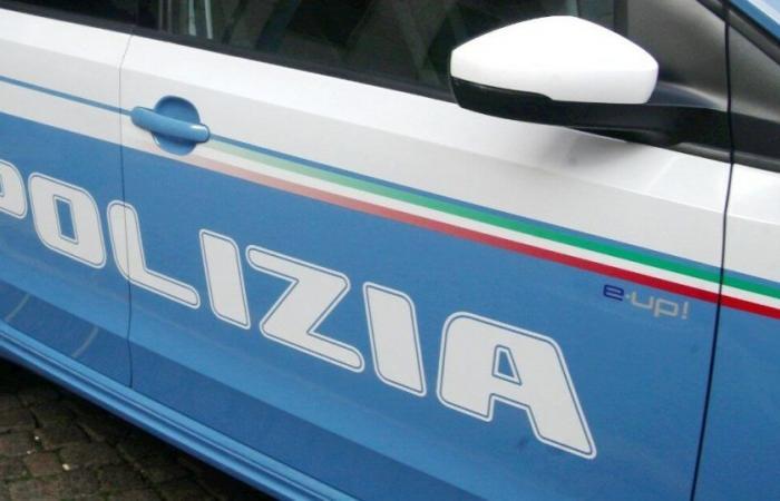 Enfermera encontrada muerta en Florencia, sobrino de 17 años arrestado: confesó el asesinato