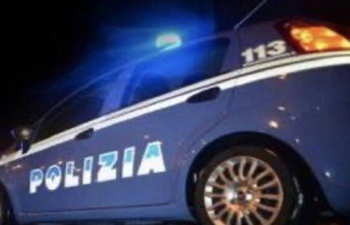 Con la pistola en el local de Marina di Massa: Daspo urbano para un hombre de 51 años