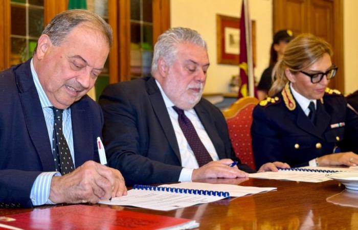 Ciberseguridad, ANCI Piamonte y Policía Postal firman un memorando de entendimiento