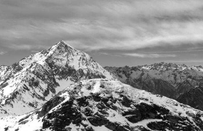 Turismo de montaña en los Alpes del Piamonte: una excursión en la Reserva Natural de Monte Mars