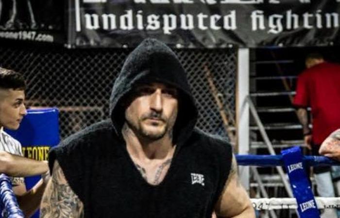 Pavía, anabólicos y viales sospechosos en el gimnasio donde murió repentinamente el kickboxer Antonio Gerace mientras entrenaba