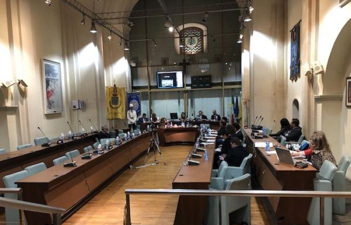 Cartas a AltriPagine | Corigliano-Rossano: ¿de qué sirve un consejo municipal y un consejo municipal “bilateral”? – Otras páginas