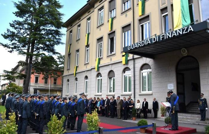 Celebraciones por el 250 aniversario de la Guardia di Finanza en Bérgamo