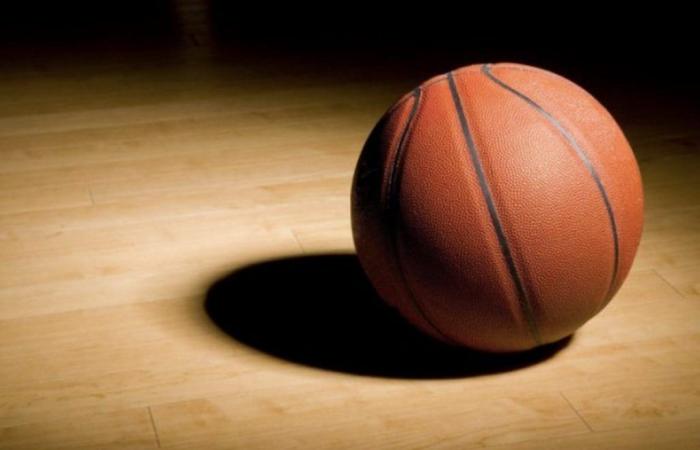Entrenador de baloncesto romano condenado a 2 años por agresión sexual a una joven de 17 años