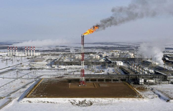 Los ingresos por petróleo y gas aumentan un 50% para Rusia en junio