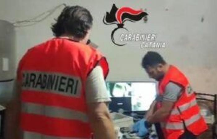Catania, estudio transformado en fuerte de la droga: 4 arrestos