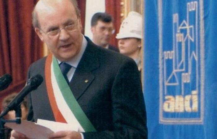 Muere Paolo Agostinacchio, ex alcalde de Foggia: enfermó mientras estaba en su estudio