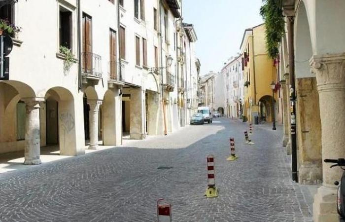 Centro histórico de Vicenza, ataques a Idea Vicenza, preguntas de Naclerio