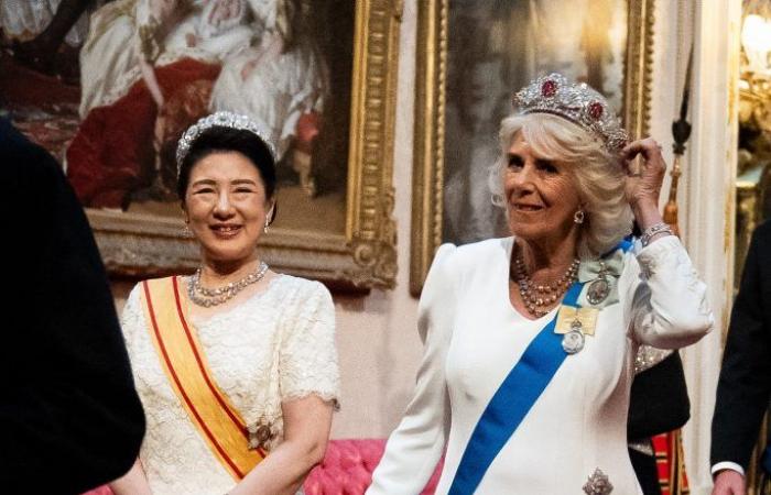La reina Camila y ese ansiado “broche”: el banquete del emperador de Japón es un triunfo de las joyas
