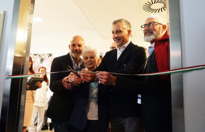 Inaugurada la sala de enseñanza del Departamento de Nefrología de Trieste