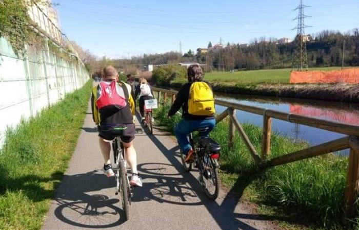 En bicicleta por el valle de Olona para descubrir el seminario de Venegono y el Observatorio del Parque Pineta
