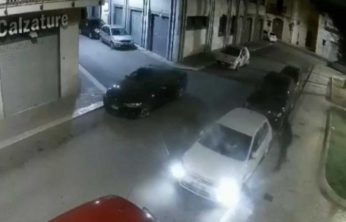 Robos de coches por comisión (y no) en Ceriñola: 26 detenciones, dos grupos criminales de Andria