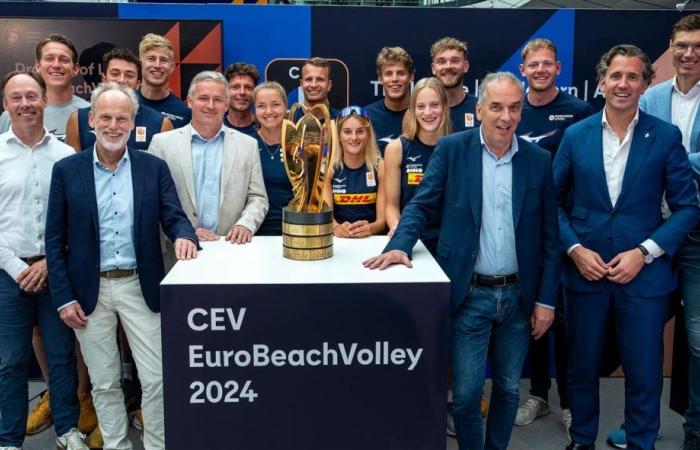Después de París, todos en Holanda… Seis parejas azules en la salida – Volleyball.it