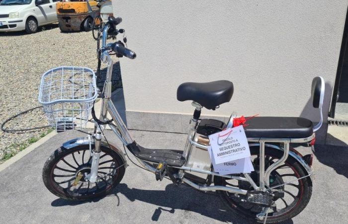 Prato, represión del uso de bicicletas y scooters eléctricos modificados para hacerlos más rápidos Il Tirreno