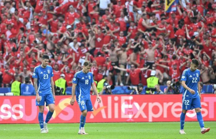 vergüenza para los azzurri, los suizos en cuartos de final con Freuler y Vargas