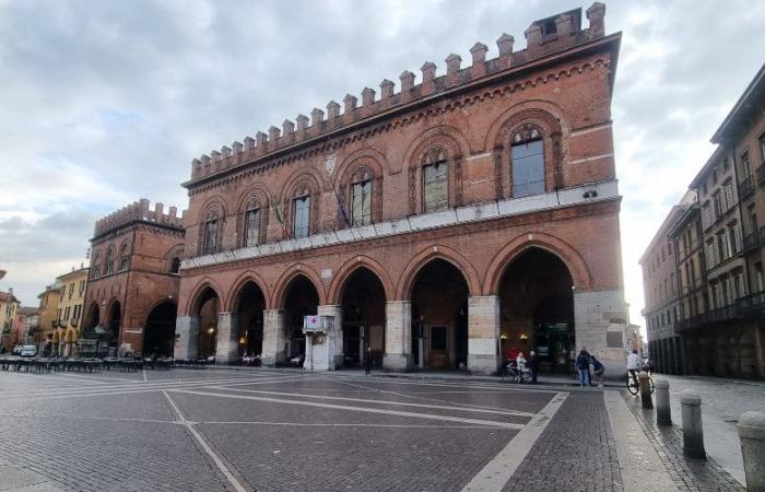 Revisión del gasto Municipios: Cremona arriesga 1,8 millones menos en 5 años