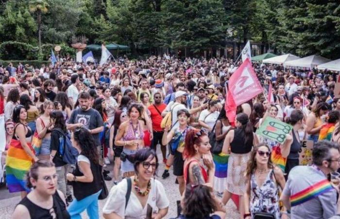 Vuelve el orgullo, los desfiles de la comunidad Arcobaleno – Pescara