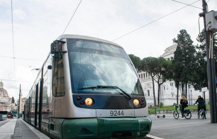 Tranvía Atac de Roma: del 1 de julio al 15 de septiembre algunas líneas paradas y sustituidas por autobuses, luego bloqueo total hasta noviembre