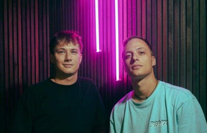 De Savona a Ibiza: dos jóvenes DJ han llevado su fiesta “Attitude” a niveles internacionales
