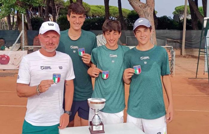 Arezzo y Tennis Giotto son campeones del equipo toscano con la categoría sub-16 masculina