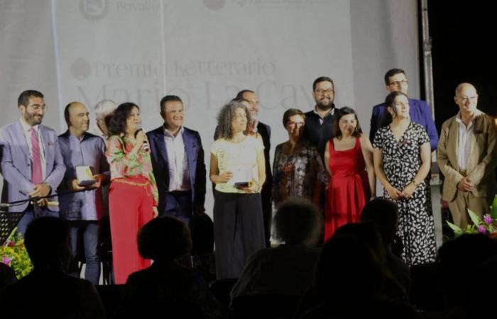 Los ganadores del Premio Literario “Mario La Cava”